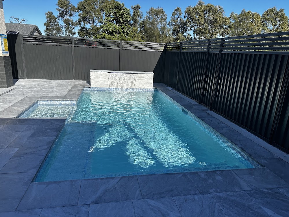 Coomera Pools