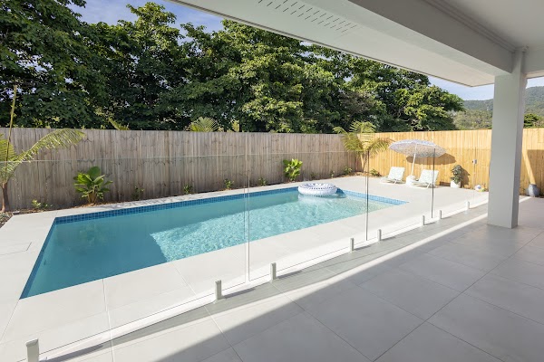Tropical Prestige Pools