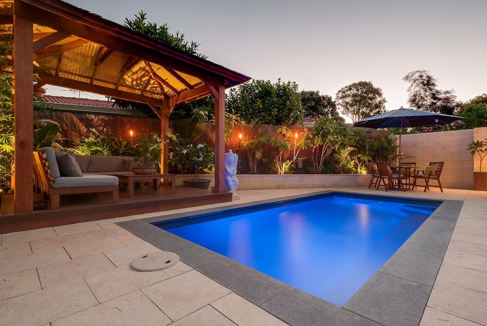 Buccaneer Swimming Pools (Jandakot Display Centre)