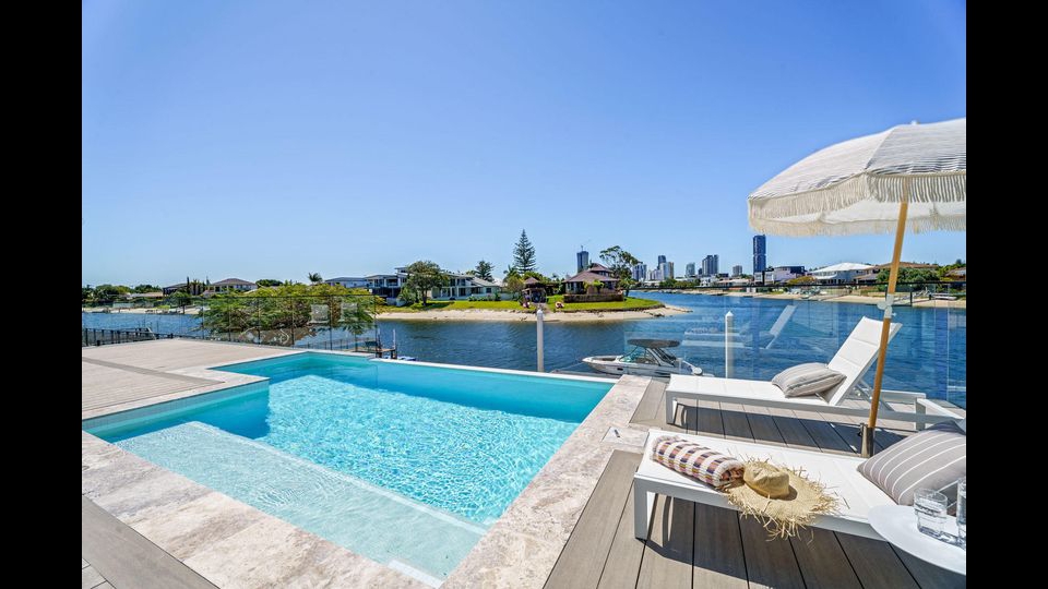 Oasis Pool Constructions